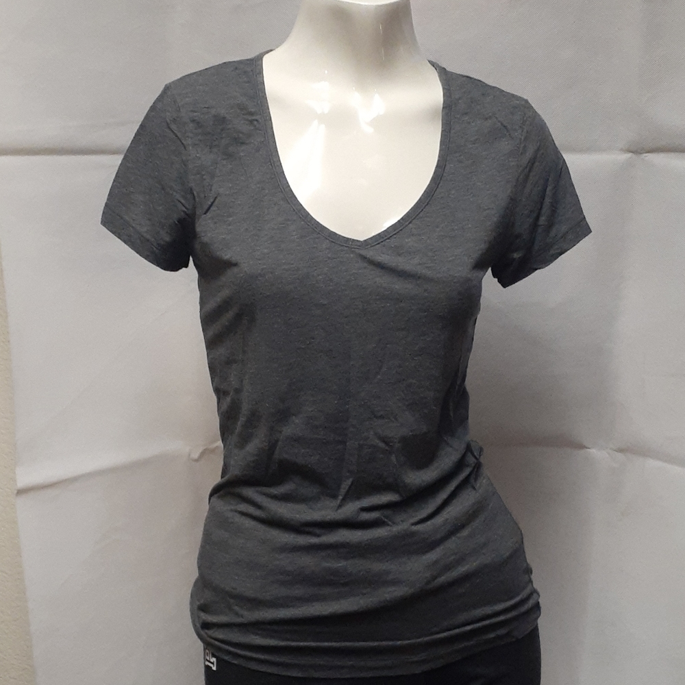 VS GREY TEE